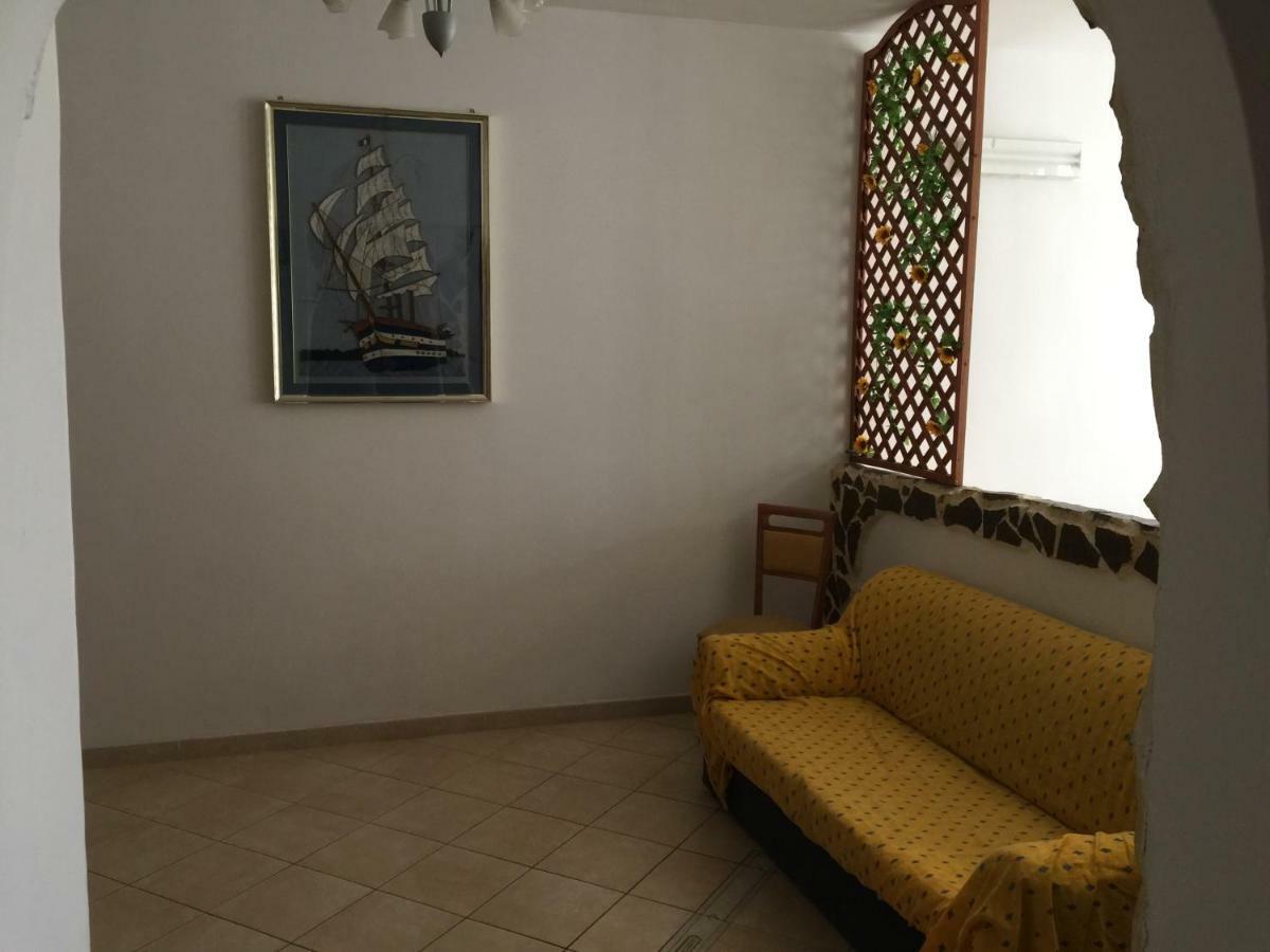 Sacca House Apartment เรจโจ ดี คาลาเบีย ภายนอก รูปภาพ